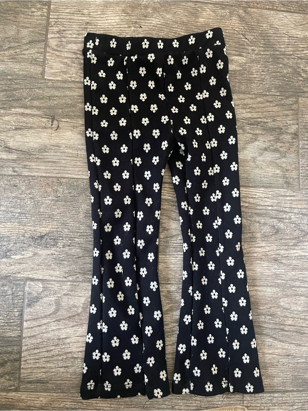 Zara Black Leggings with Cream Floral Pattern